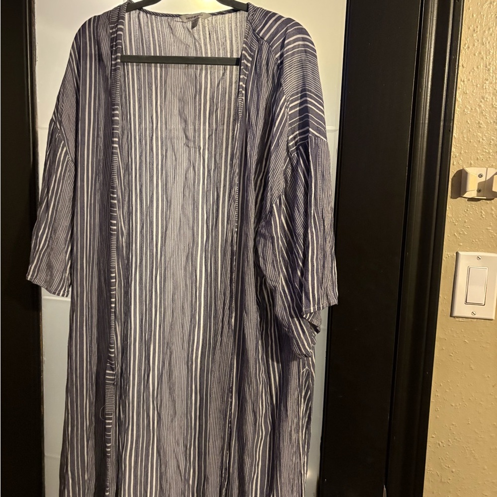 American Eagle Outfitters Navy and White Striped Kimono
